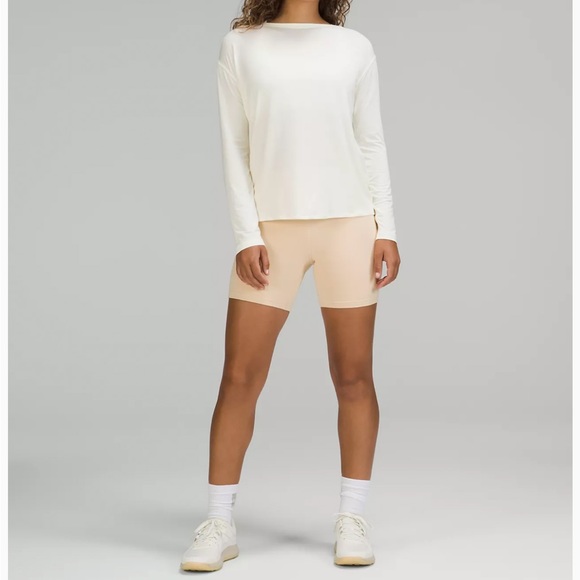 Lululemon Ivory Open Back Long Sleeve Top Shirt Sz 6, 8 - Picture 5 of 11